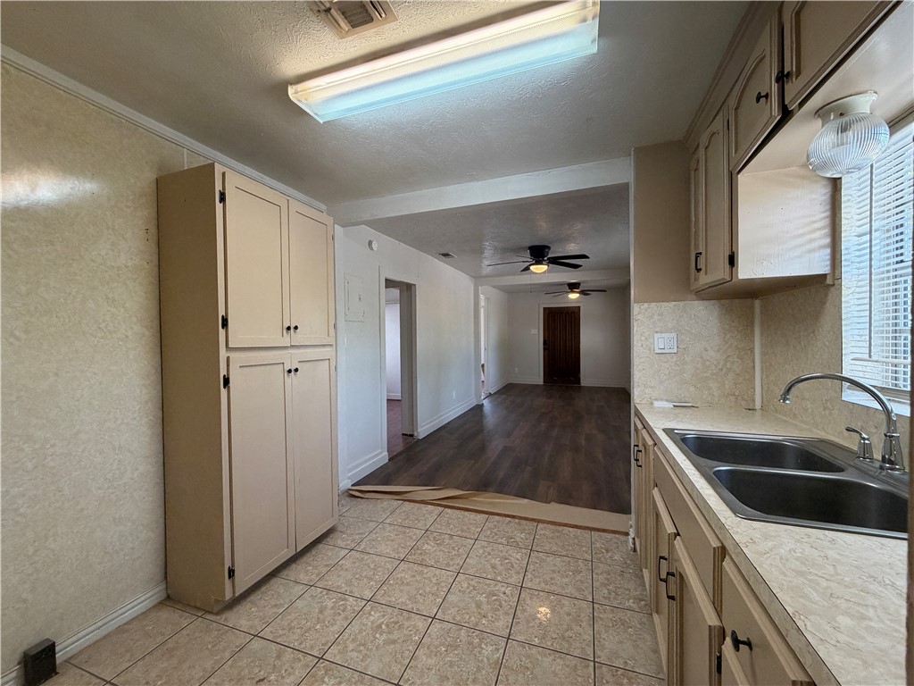 200 Clemmer St A Corpus Christi TX 78415