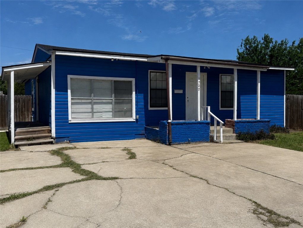 1722 Trenton Drive Corpus Christi TX 78404