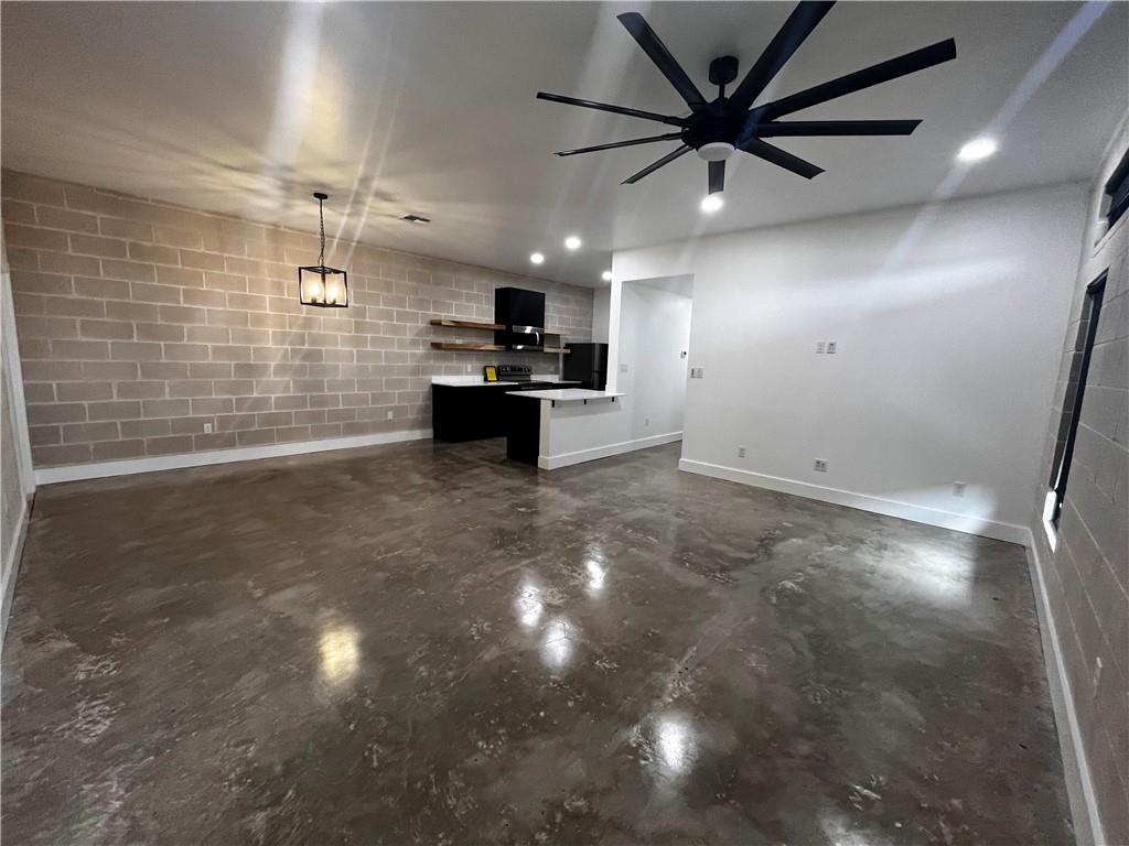 2718 Grace B Corpus Christi TX 78414