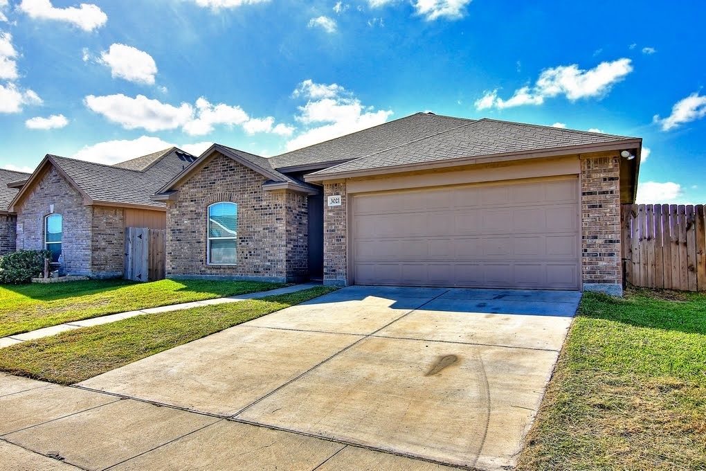 3021 Cantabria Street Corpus Christi TX 78415