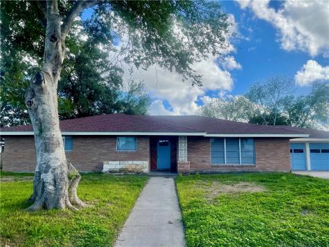 104 Ashburn Avenue Robstown TX 78380