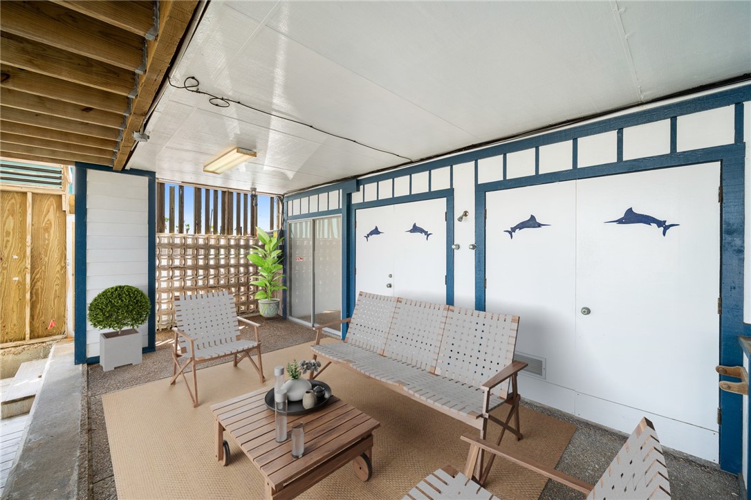318 W Cotter Avenue 1 Port Aransas TX 78373