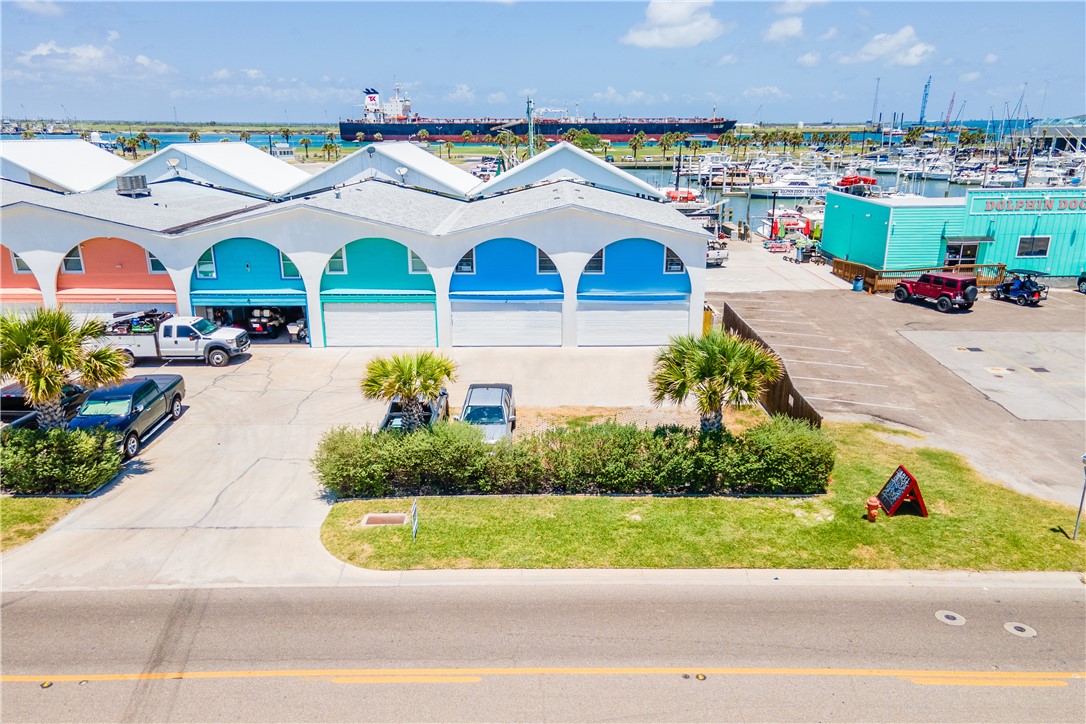 318 W Cotter Avenue 1 Port Aransas TX 78373