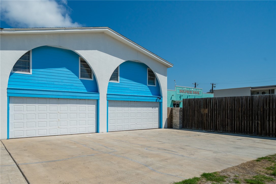 318 W Cotter Avenue 1 Port Aransas TX 78373