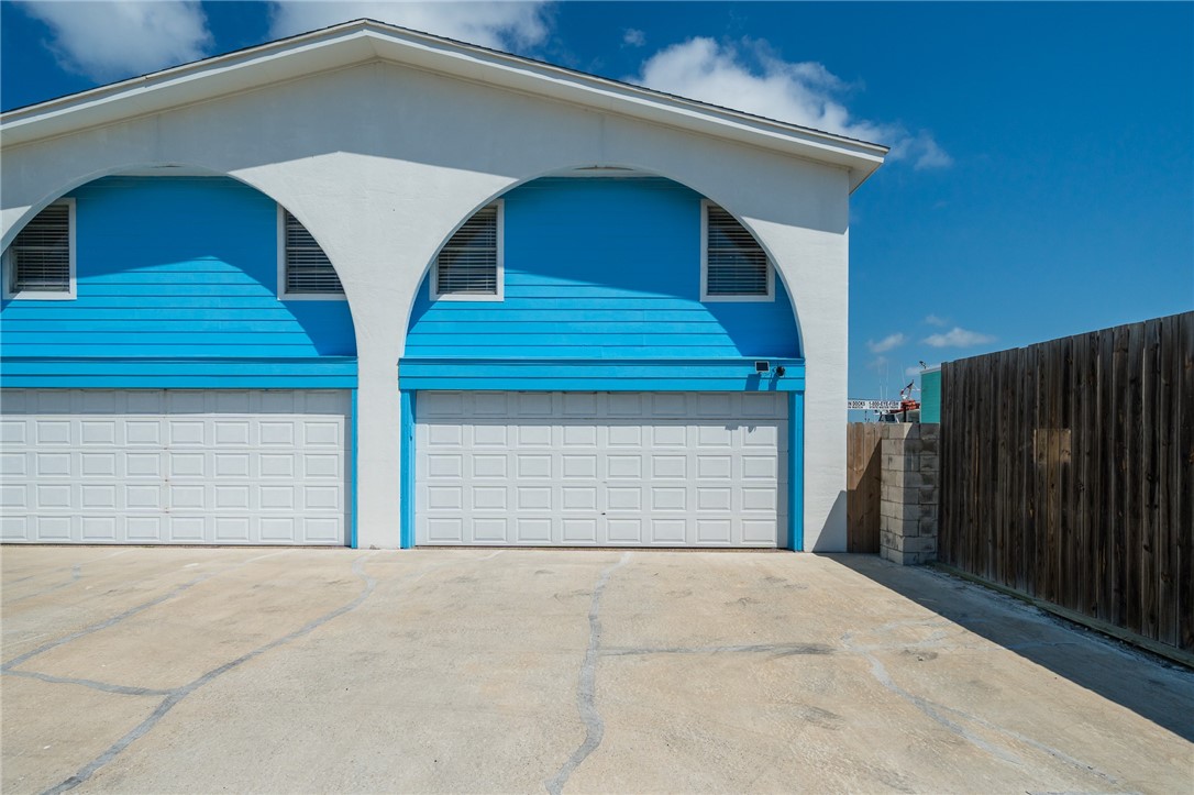 318 W Cotter Avenue 1 Port Aransas TX 78373