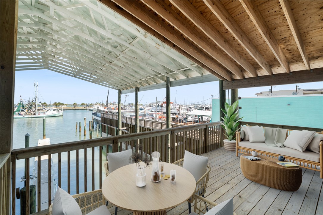 318 W Cotter Avenue 1 Port Aransas TX 78373