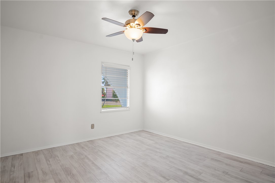 318 W Cotter Avenue 1 Port Aransas TX 78373
