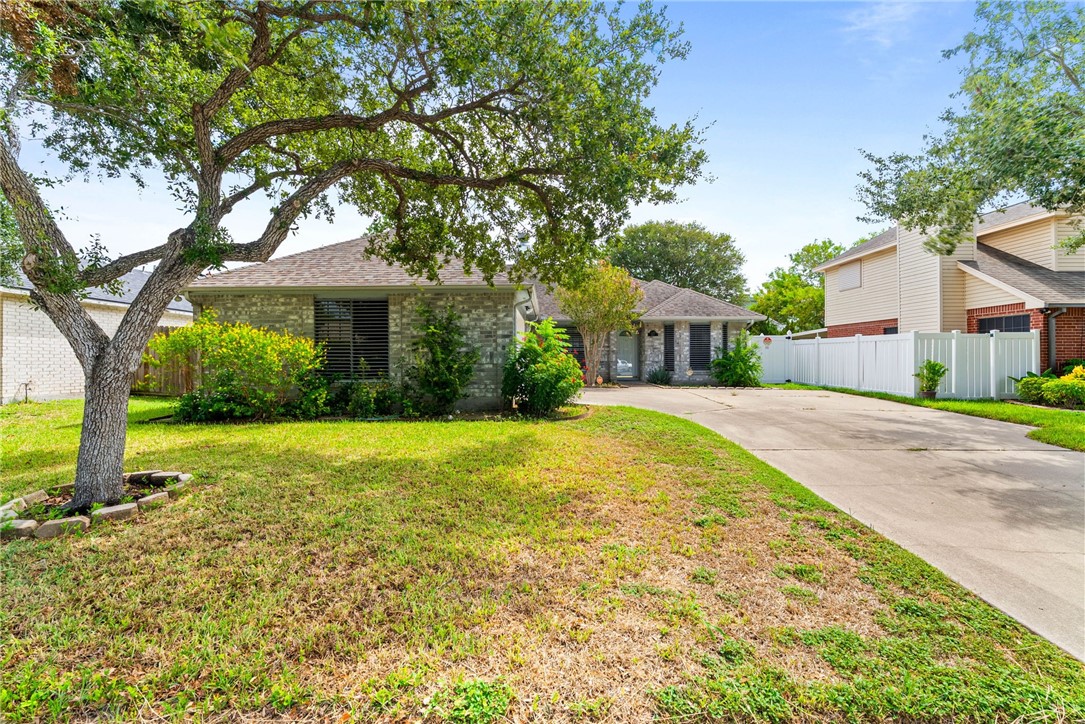 2210 Dorsey Street Corpus Christi TX 78414