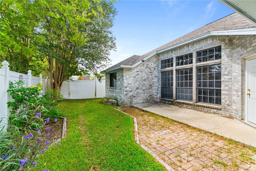 2210 Dorsey Street Corpus Christi TX 78414