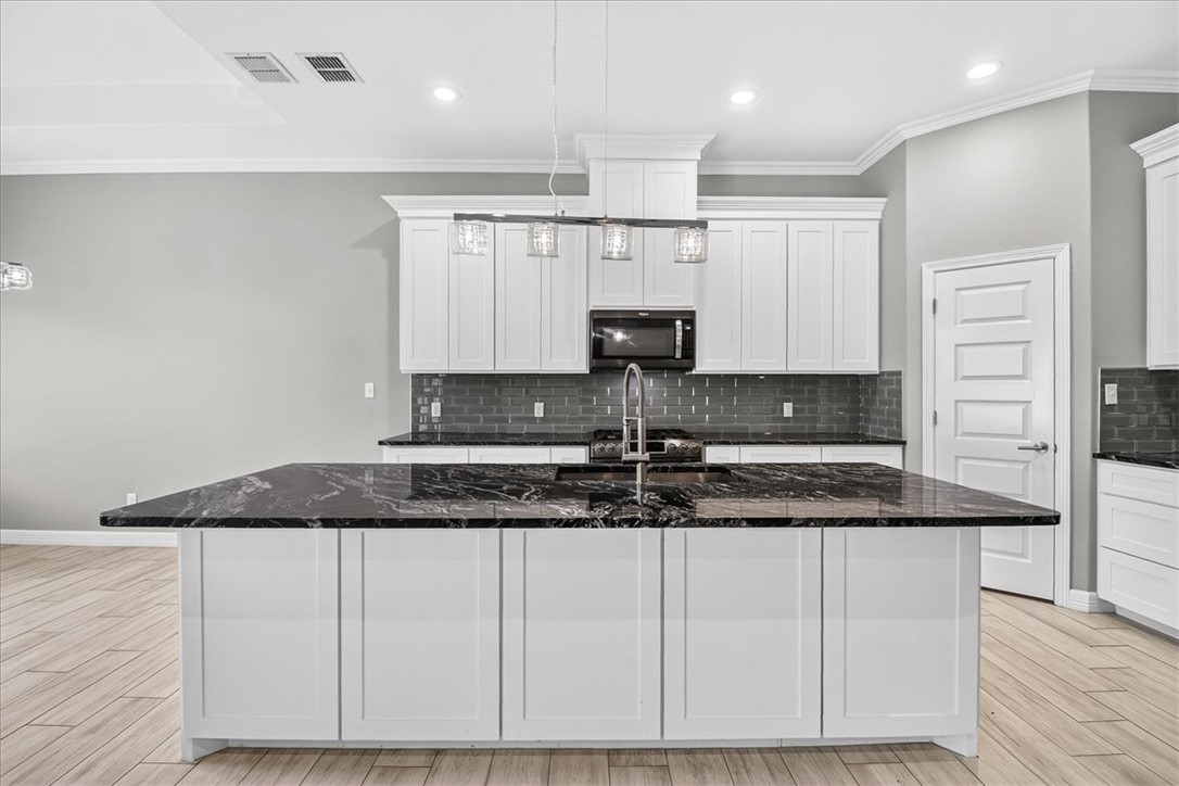 6718 Stuyvesant Court Corpus Christi TX 78414