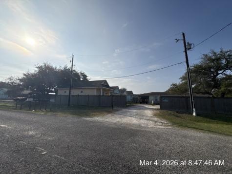 609 W Liberty Street 5 Rockport TX 78382