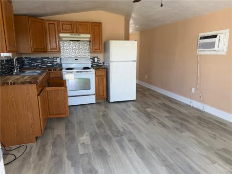 609 W Liberty Street 5 Rockport TX 78382