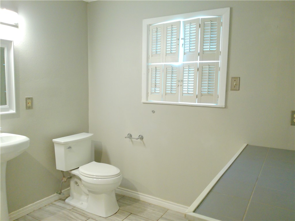 522 Pasadena Place Corpus Christi TX 78411