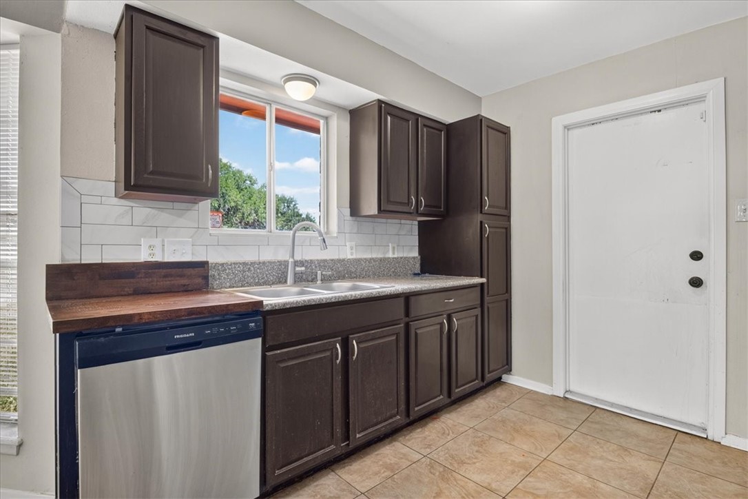 4109 Fonvilla Circle Corpus Christi TX 78410