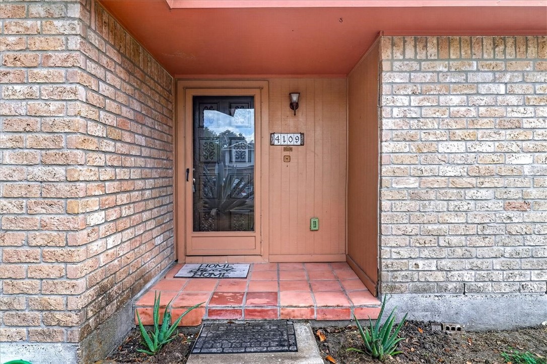 4109 Fonvilla Circle Corpus Christi TX 78410