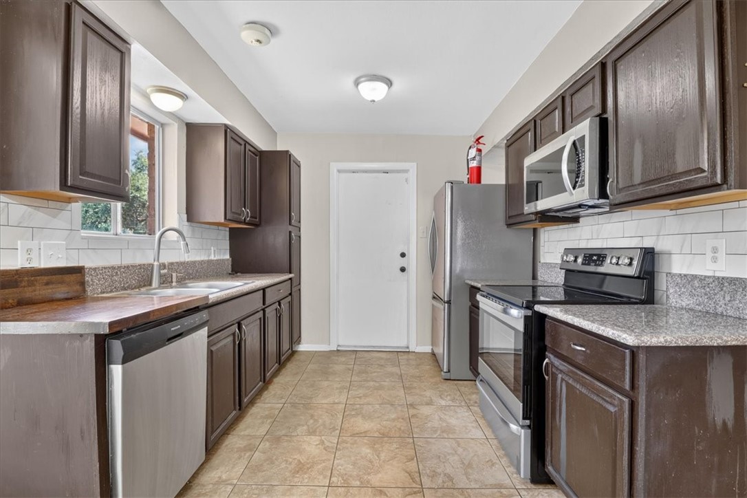 4109 Fonvilla Circle Corpus Christi TX 78410