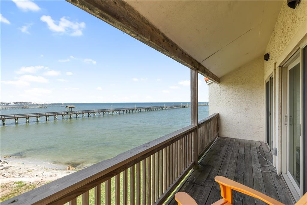620 S Fulton Beach 308 Rockport TX 78382