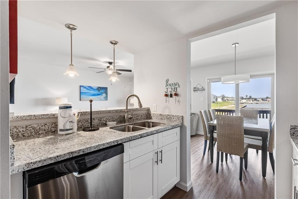 620 S Fulton Beach 308 Rockport TX 78382