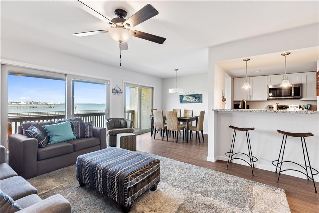 620 S Fulton Beach 308 Rockport TX 78382