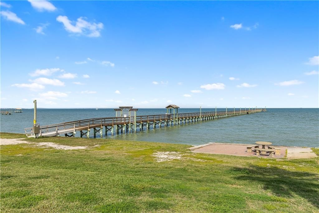 620 S Fulton Beach 308 Rockport TX 78382