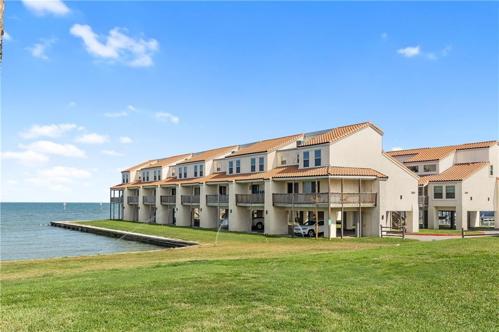 620 S Fulton Beach 308 Rockport TX 78382