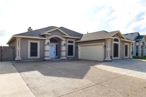 5825 Loire Boulevard Corpus Christi TX 78414
