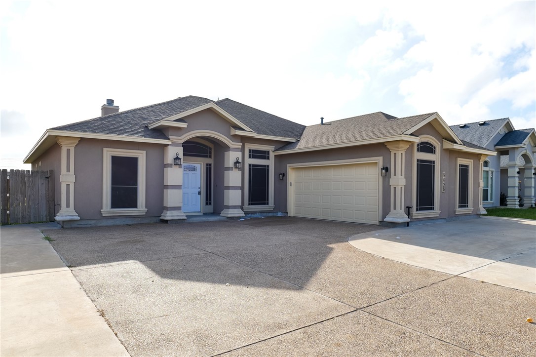 5825 Loire Boulevard Corpus Christi TX 78414