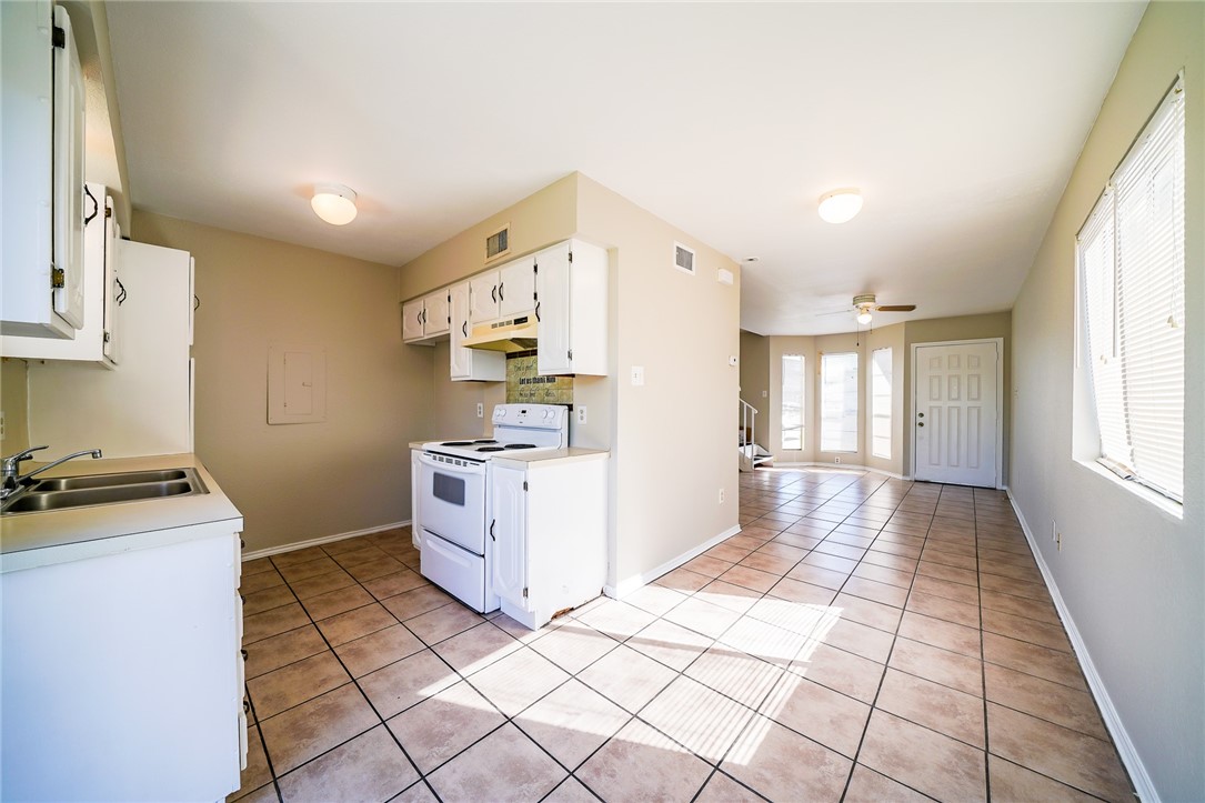 6641 Rhine Dr A Corpus Christi TX 78412