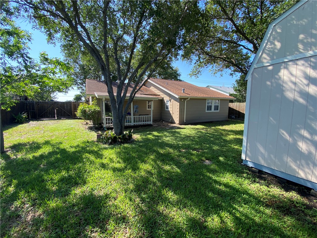 5621 Burton Corpus Christi TX 78411