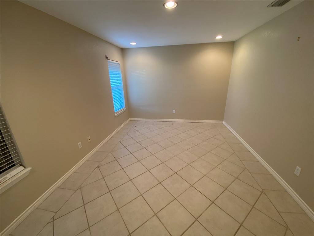 5621 Burton Corpus Christi TX 78411