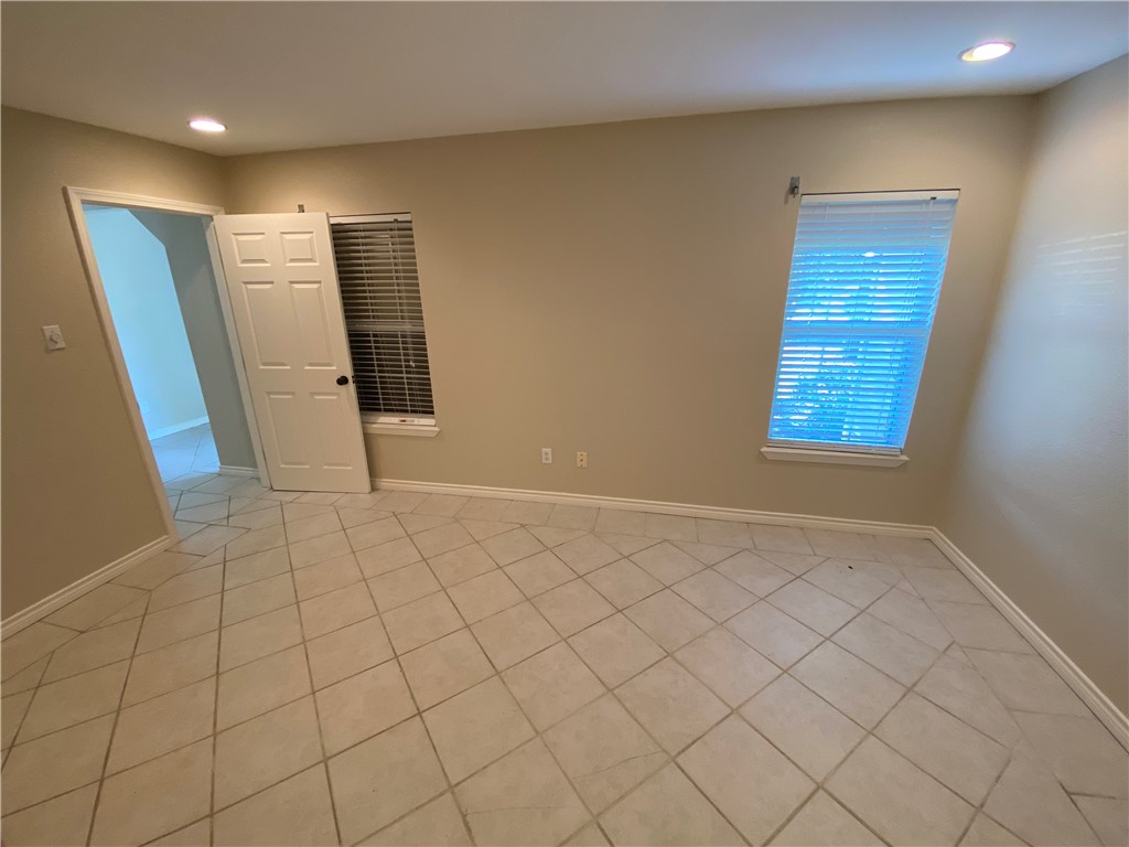 5621 Burton Corpus Christi TX 78411