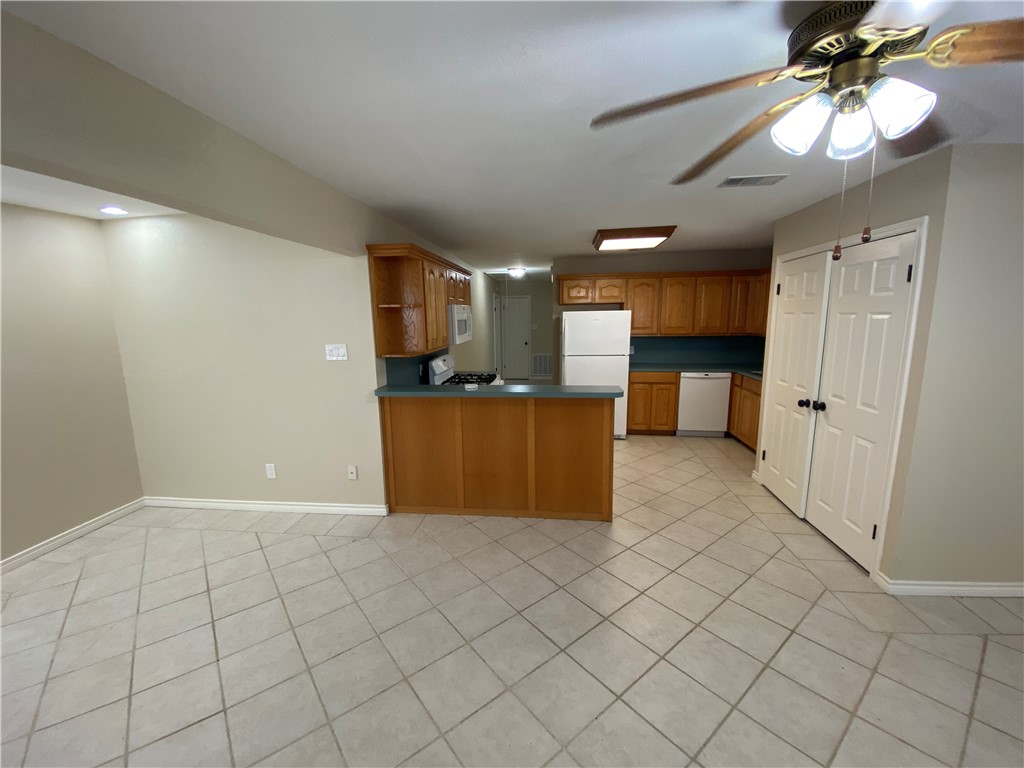 5621 Burton Corpus Christi TX 78411