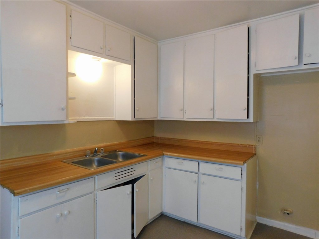 4325 Christie Street Corpus Christi TX 78415