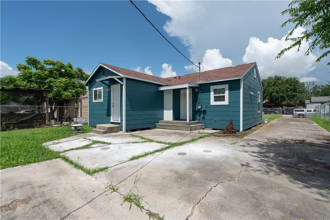 2522 Cleo Street Corpus Christi TX 78405