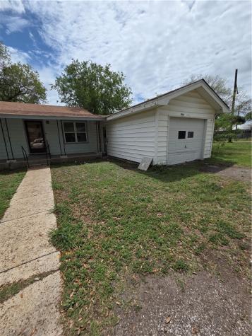 12137 County Road 1232 Sinton TX 78387
