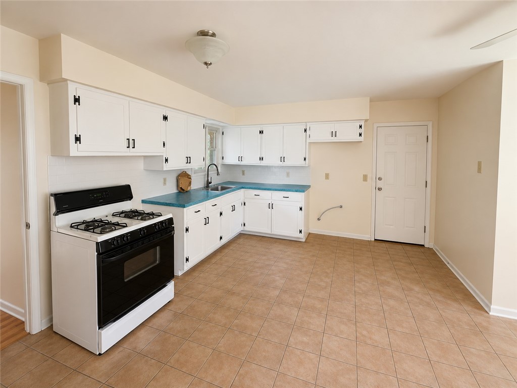 1013 Dolphin Place Corpus Christi TX 78411