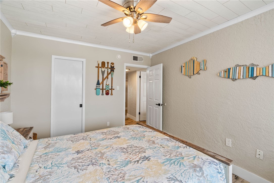 14401 Commodores Drive 207 Corpus Christi TX 78418