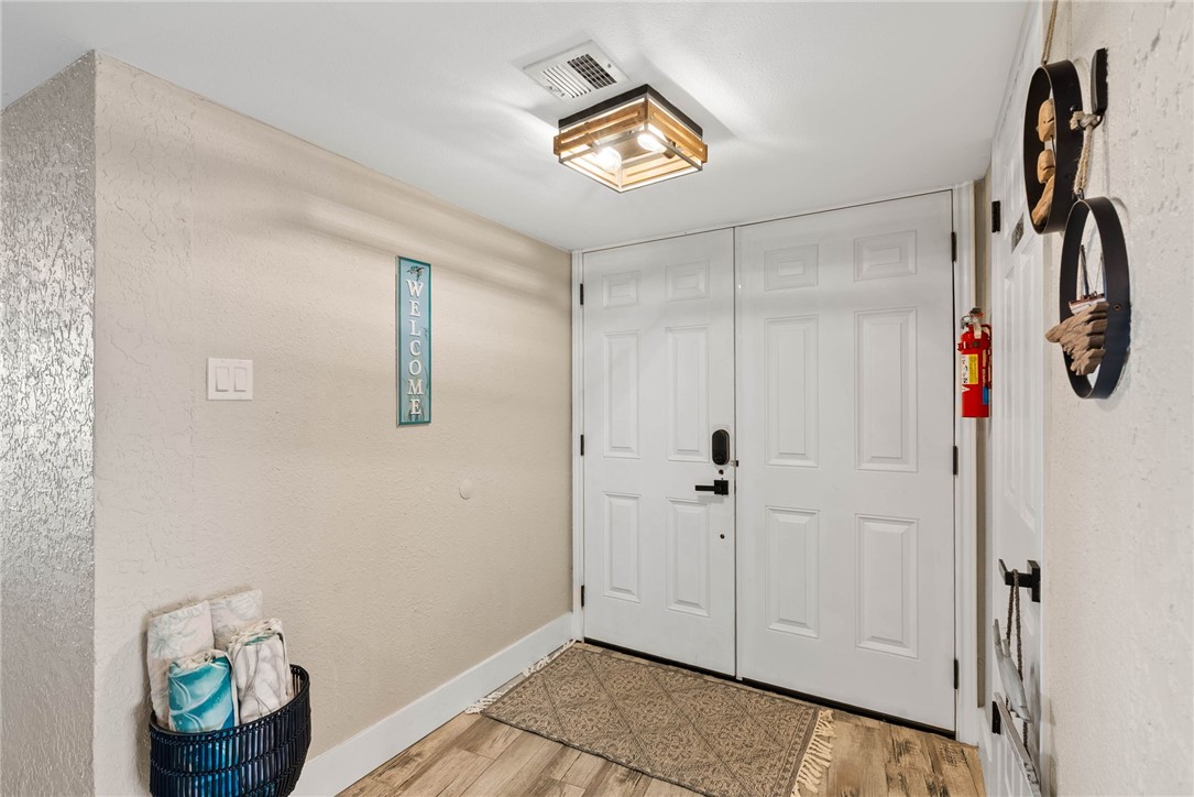 14401 Commodores Drive 207 Corpus Christi TX 78418