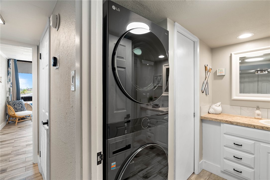 14401 Commodores Drive 207 Corpus Christi TX 78418