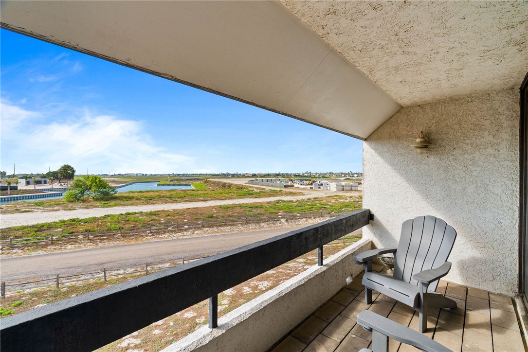 14401 Commodores Drive 207 Corpus Christi TX 78418