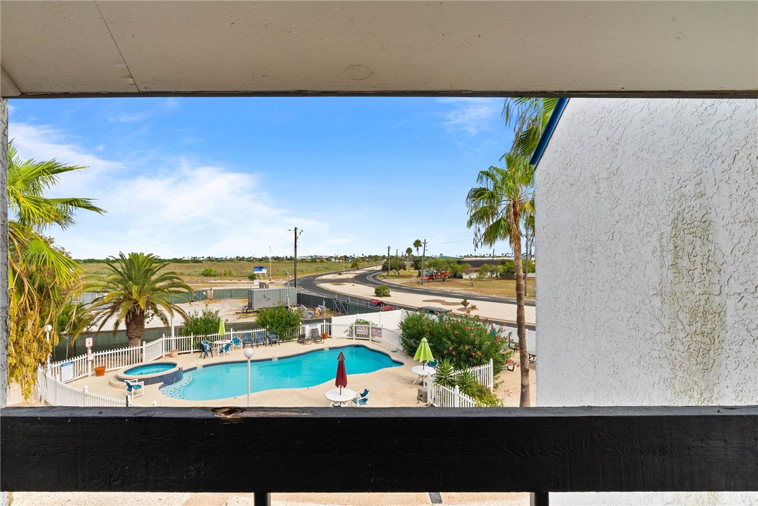 14401 Commodores Drive 207 Corpus Christi TX 78418