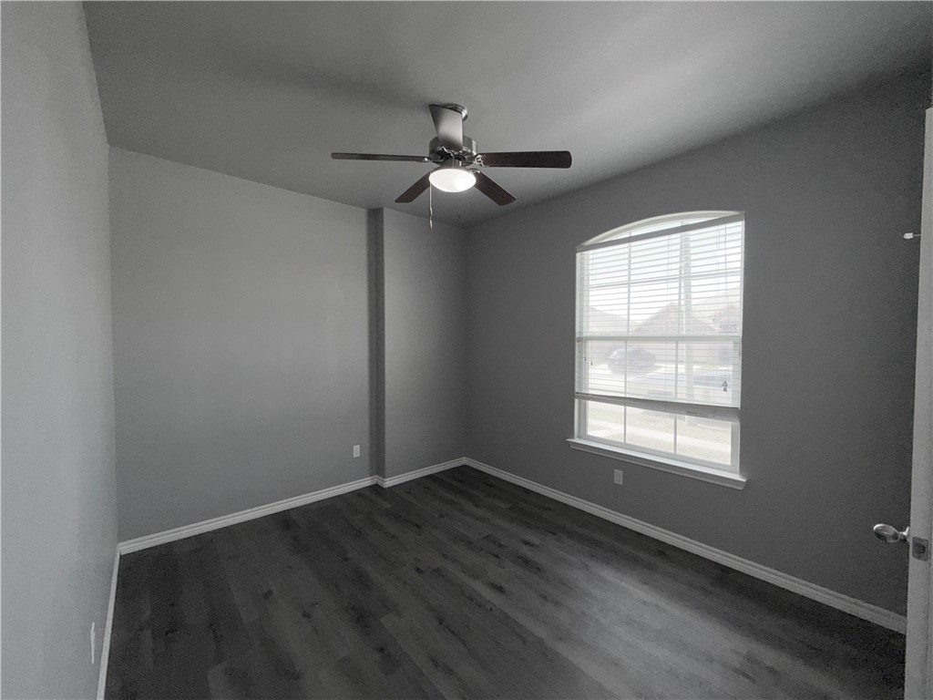 2942 Cantabria Street Corpus Christi TX 78415