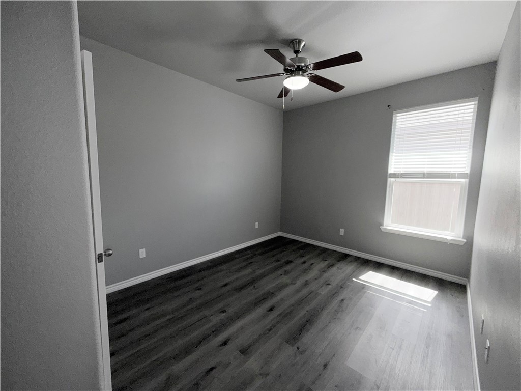2942 Cantabria Street Corpus Christi TX 78415
