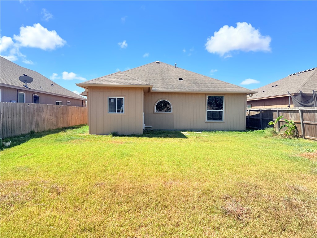 2942 Cantabria Street Corpus Christi TX 78415