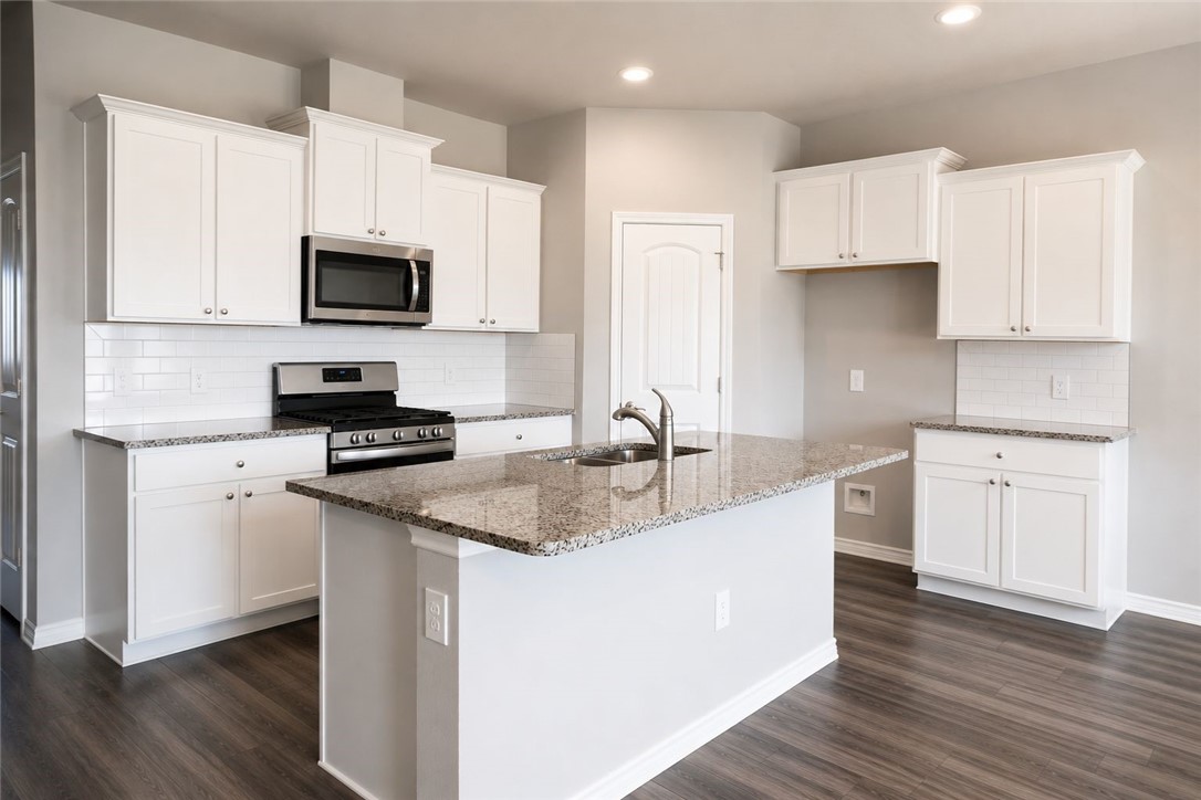 2749 Eltonne Gardens Drive Corpus Christi TX 78415
