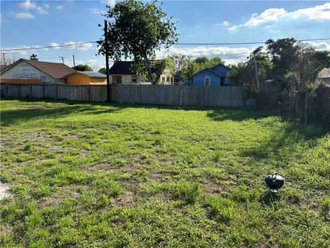 1433 12th Street Corpus Christi TX 78404