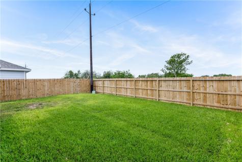 1905 Osbert Nelly Drive Corpus Christi TX 78417