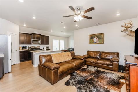 1905 Osbert Nelly Drive Corpus Christi TX 78417