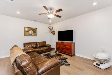 1905 Osbert Nelly Drive Corpus Christi TX 78417