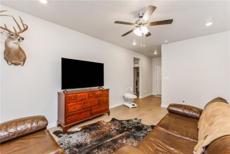 1905 Osbert Nelly Drive Corpus Christi TX 78417